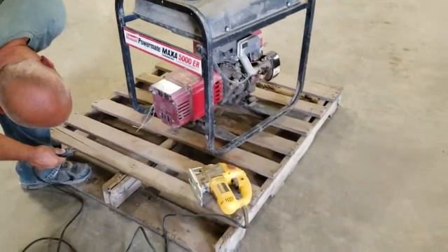 Coleman Powermate Maxa 5000 ER Generator смотреть онлайн