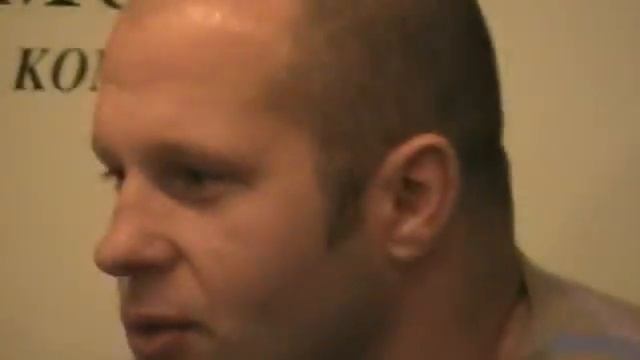 Пресс конференция Фёдора в "МК".29.10.2009 ( part 8 ) смотреть онлайн
