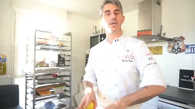 Apple crumble pie recipe, French Pastries by Chef Cyril San Nicolas смотреть онлайн