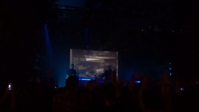 Tesla Boy-Ketboards&Synths @ kosmonavt 02/12/14 смотреть онлайн