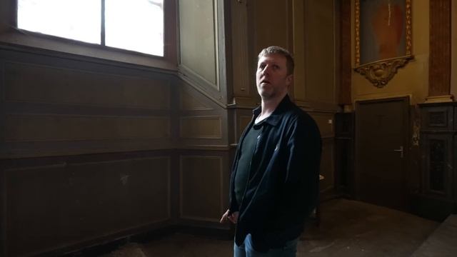 Restoring The Chapels Stained Glass Window смотреть онлайн