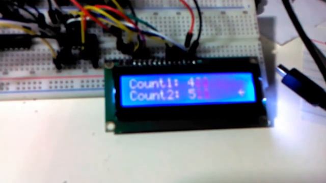 HD44780 1602 LCD with a shift register on avr libc смотреть онлайн