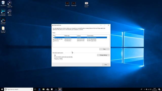 Windows 10 - Performing A Disk C Defragment - Tutorial HD смотреть онлайн