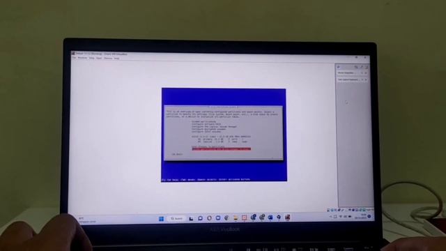 Cara install linux debian 11 berbasis CLI (Comand Line Interfaces) смотреть онлайн