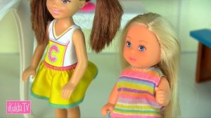 СТРОГОЕ НАКАЗАНИЕ Мультик #Барби Катя Школа Девочки Играют В Куклы IkuklaTV