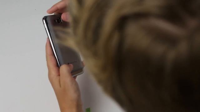 Unboxing Samsung Ativ S Windows Phone - HD - deutsch смотреть онлайн