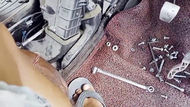 XUV 500 ac cooling coil replace . Dashboard open.ac system black death.tech master tuphan. смотреть онлайн