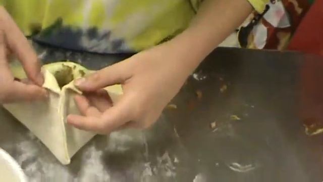 Sam makes apple dumplings at our Homeschool Co-op смотреть онлайн