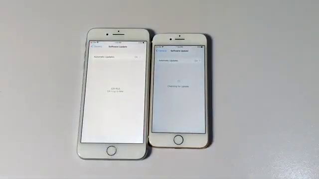 IPHONE 8 PLUS VS IPHONE 7 (IOS 15) - QUICK SPEED TEST!! смотреть онлайн