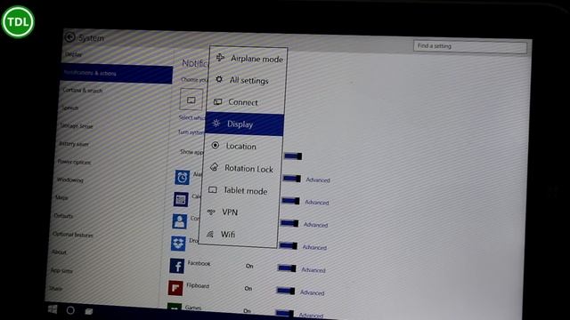 Windows 10 Build 9926 on a Encore 8 Tablet смотреть онлайн