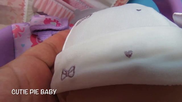 Baby So Sweet Toys R Us You & Me Baby Doll Unboxing! смотреть онлайн