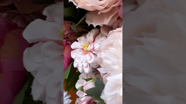 Сезонное оформление входных групп от Medecor.ru