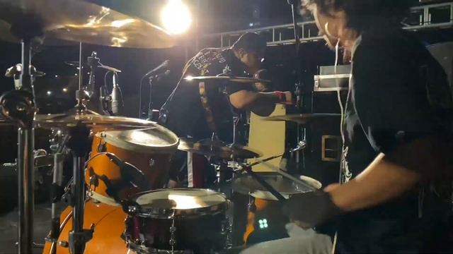 Sagrado - Fujiwhara Effect (Drum Cam) By Mac Francisco смотреть онлайн