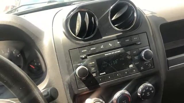 Interior Jeep Compass 2013 lista para exportar desde la yarda de Grupo JL Logistics LLC en Miami. смотреть онлайн