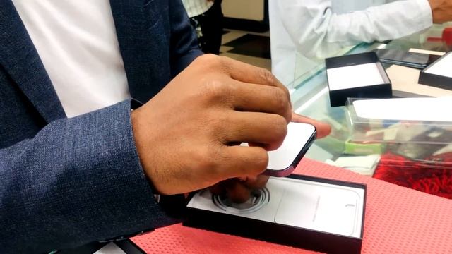 iPhone 12pro max unboxing 2022 смотреть онлайн