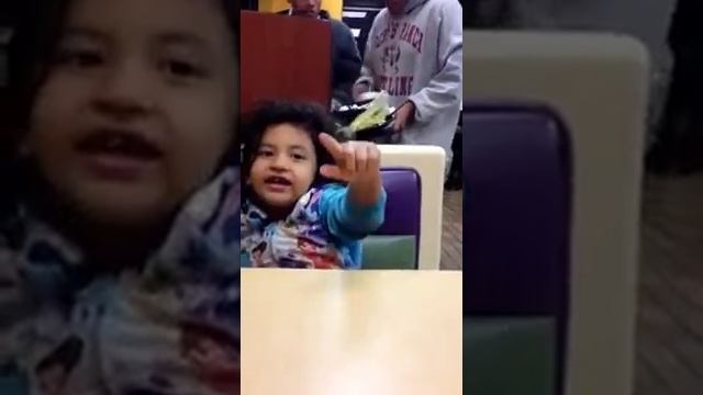 Little girl decides to take my seat! смотреть онлайн