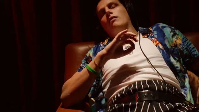 Кравц Руку на ритм Премьера клипа 2019 смотреть онлайн