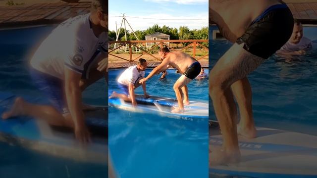 Почувствуй атмосферу на базе.Никто не пострадал)