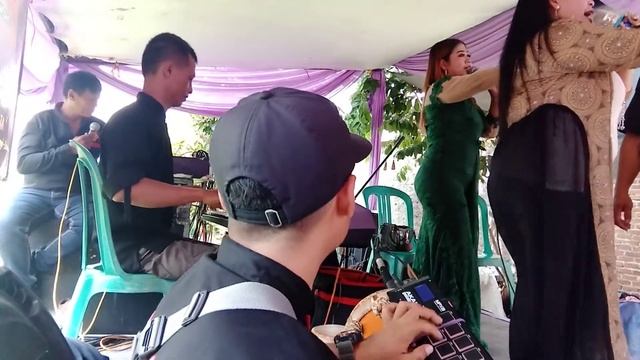 //cover rangkulan salira //bajidor #versi Akai mpx8 смотреть онлайн