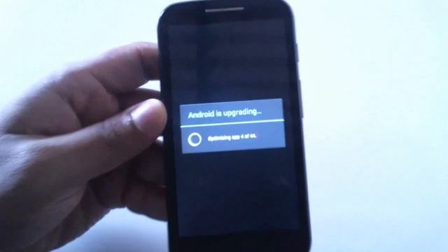 Moto E Android Kitkat 4.4.4 update смотреть онлайн