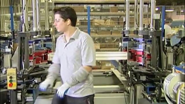 MI Windows and Doors EnergyCore How It's Made Windows Video смотреть онлайн