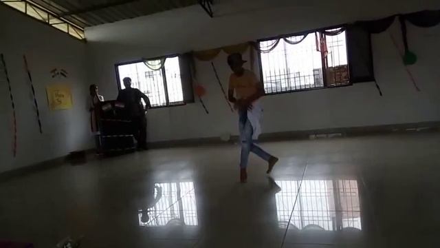 Aisa dance agar aapne kahi par dekha ho to humme unlike kardo смотреть онлайн