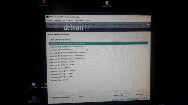 Instalación de la maquina Virtual y el S.O. Debian смотреть онлайн