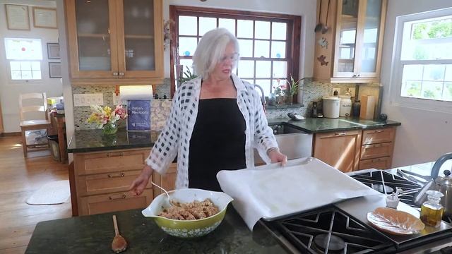 Cooking with Fiona - S1 Ep6 - Italian Meatballs смотреть онлайн