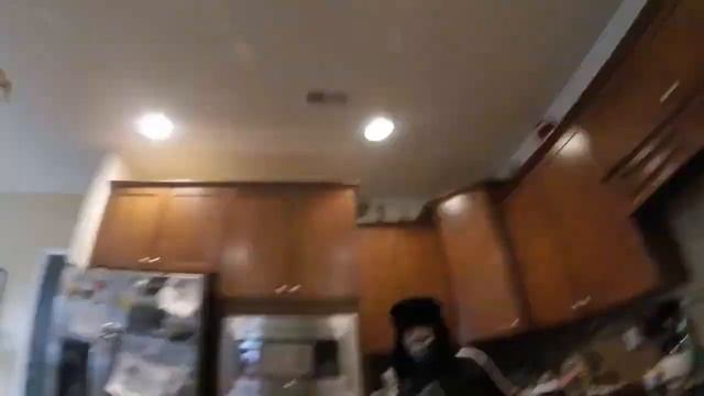 Cooking With The GoProBois 5 Minute Mac and Cheese смотреть онлайн