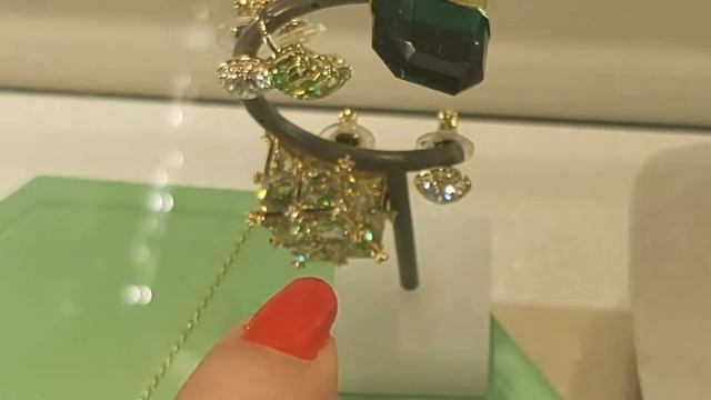 #swarovski CAMBRIDGE. SWAROVSKI UK смотреть онлайн