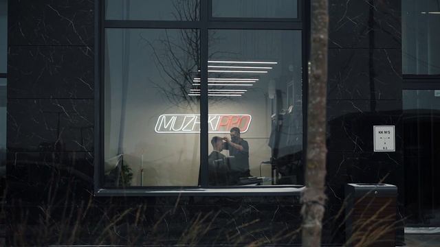 Мы хотели открыть салон именно в этом районе смотреть онлайн