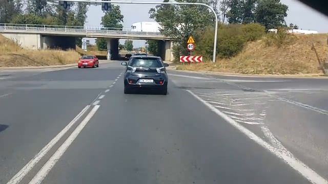 Aston Martin Cygnet смотреть онлайн