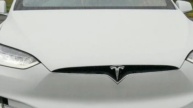 Look 2017 Tesla Model X P100D Best Review