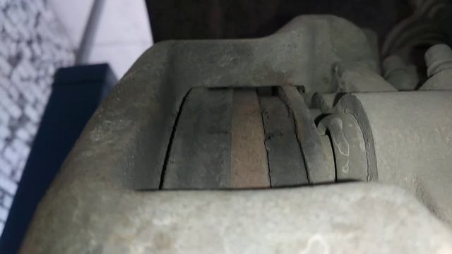 нива, пищят,скрипят колодки смотреть онлайн