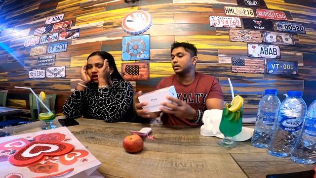 ආදරේට දෙන්න ගිහින් කෙලව ගත්තා|ප්රෑන්ක් on wife||hiru and sadnu vlogs 2021 смотреть онлайн