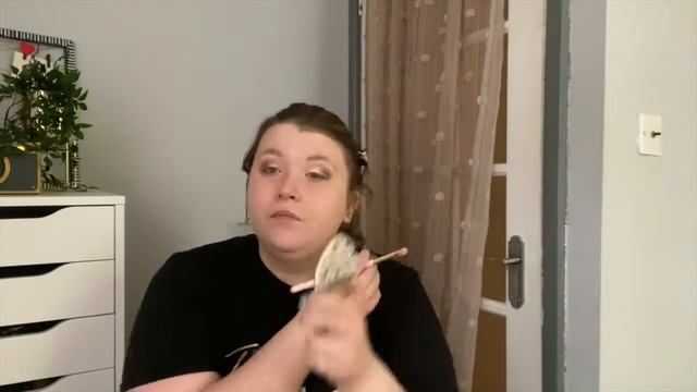 Neutral Glam Eyeshadow Look Using New Make Up and Brushes смотреть онлайн