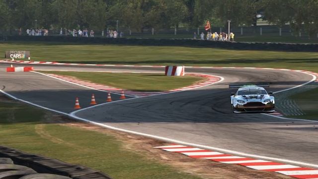 Aston Martin V12 Vantage GT3 - Oulton Park Int. //Test pCars смотреть онлайн