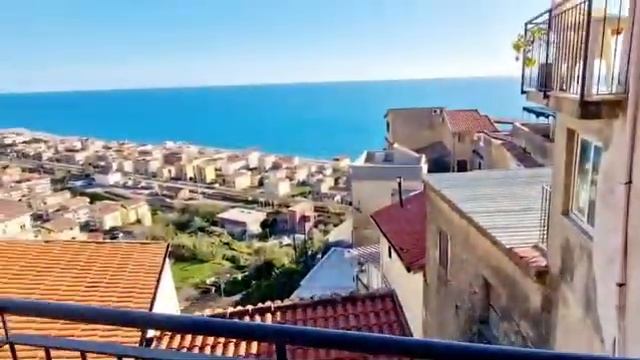 APPARTAMENTO IN CENTRO STORICO SU TRE LIVELLI A CETRARO RIF 836 смотреть онлайн