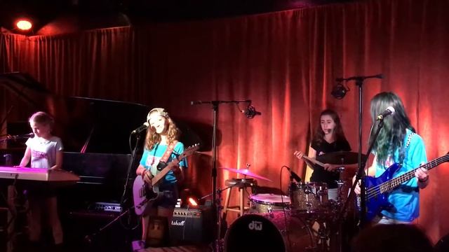 Sugar Rush - FourFiveSeconds Cover - Hydeaway Cafe смотреть онлайн