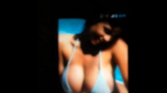 Boobs Live Wallpaper смотреть онлайн