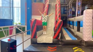 Диана и Рома в новом парке развлечений для детей