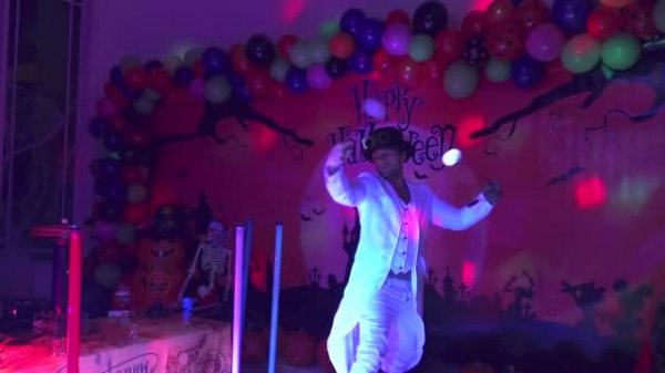 Диана и Рома день рождения Roma s 7th Birthday! Huge Halloween Party!