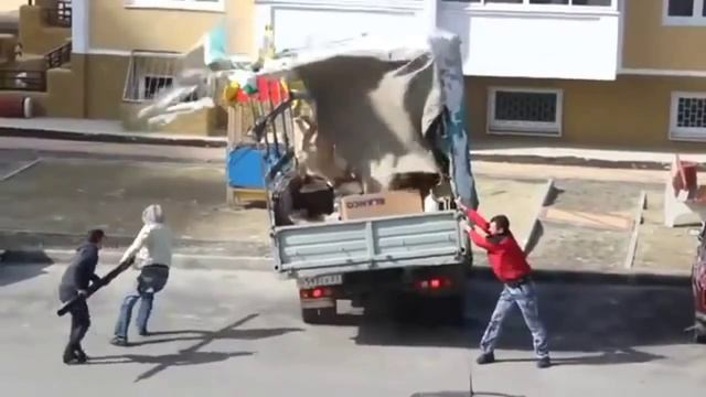 Газель рассыпалась от ветра смотреть онлайн