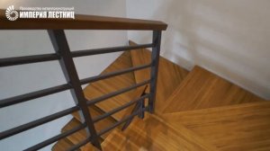 Лестница в на второй этаж на двух косоурах