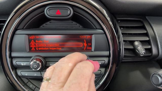 2014 MINI COOPER 3 DOOR TWIN PANORAMIC SUNROOFS 1 OWNER JUST 1032 MILES FROM NEW смотреть онлайн