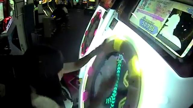 【Bad Apple!! feat nomico】100.20% re:master смотреть онлайн