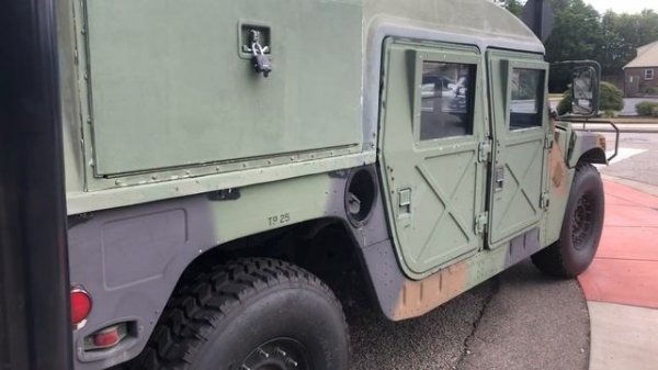 Military Hummer High Mobility Multipurpose Wheeled Vehicle HMMWV Humvee 360 Degrees Walk Around