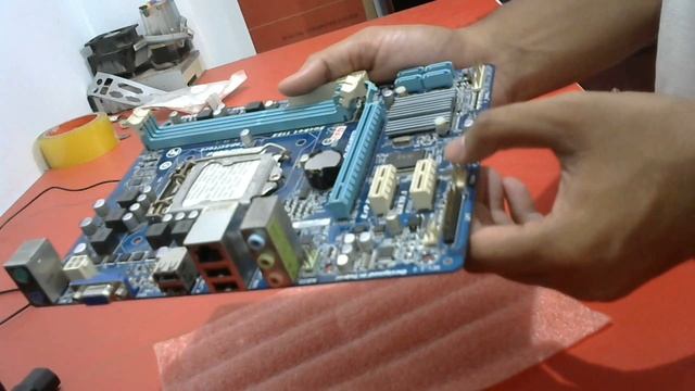 GA-H61M-DS2 (rev. 2.0) ।। Gigabyte H61 смотреть онлайн