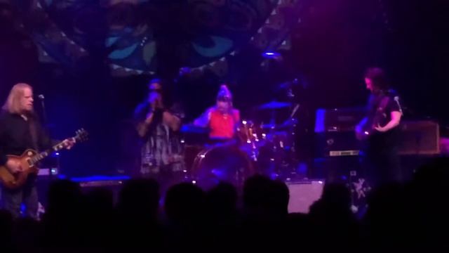 Gov’t Mule “Mean Mistreatin’ Mama” @ Hippodrome Theatre 4/21/18 смотреть онлайн
