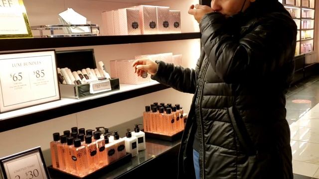 My Favorite Store's Window Shopping This Time l Laraib Bajly l Daily Vlogs смотреть онлайн